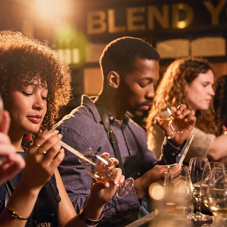 Jameson Black Barrel Blending Class 1