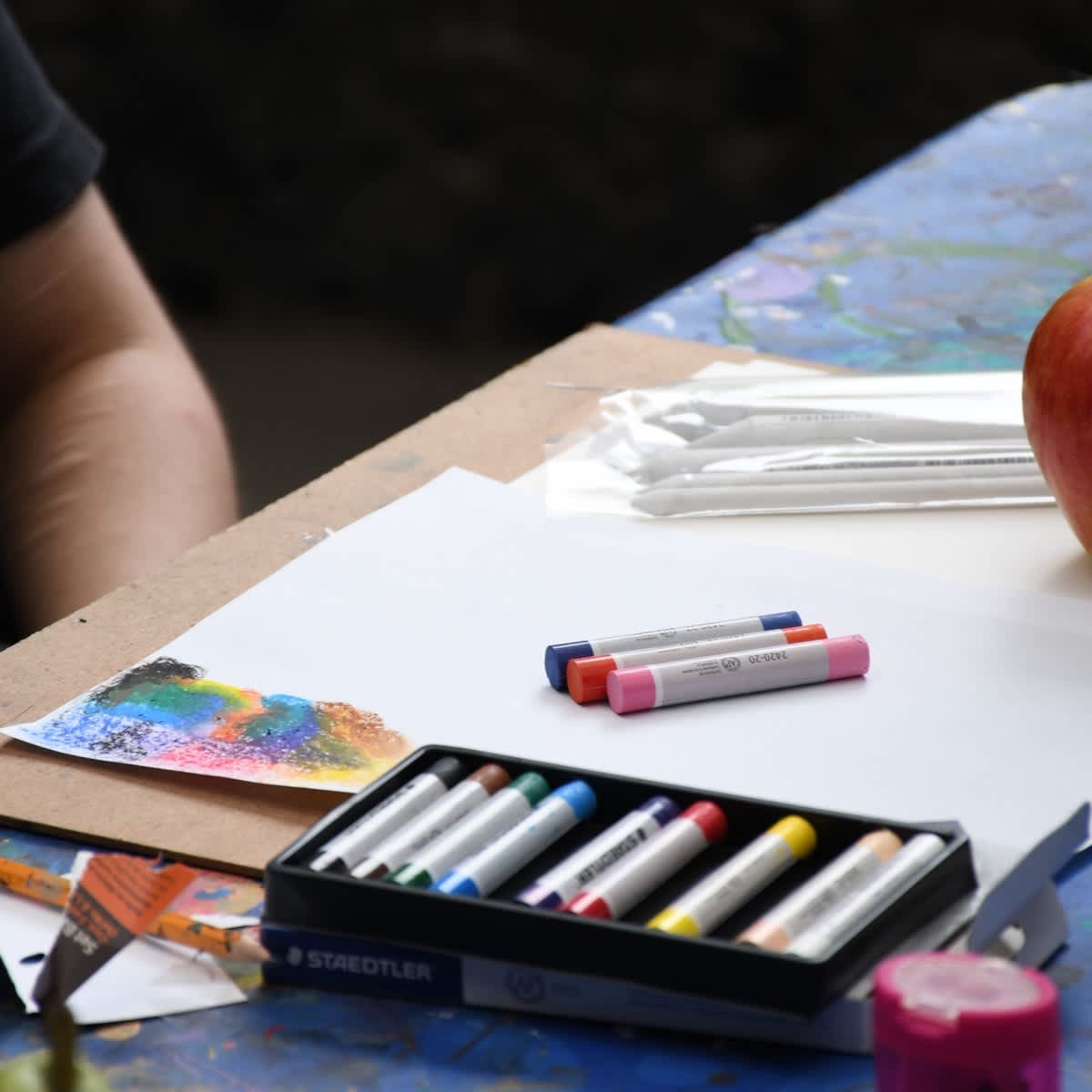 ARTEVERANO - Oil Pastel Classes Image 1