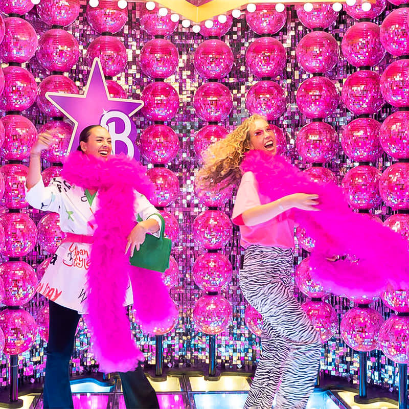 Pack enterrement de vie de jeune fille à Barbie : The Dream Experience 2