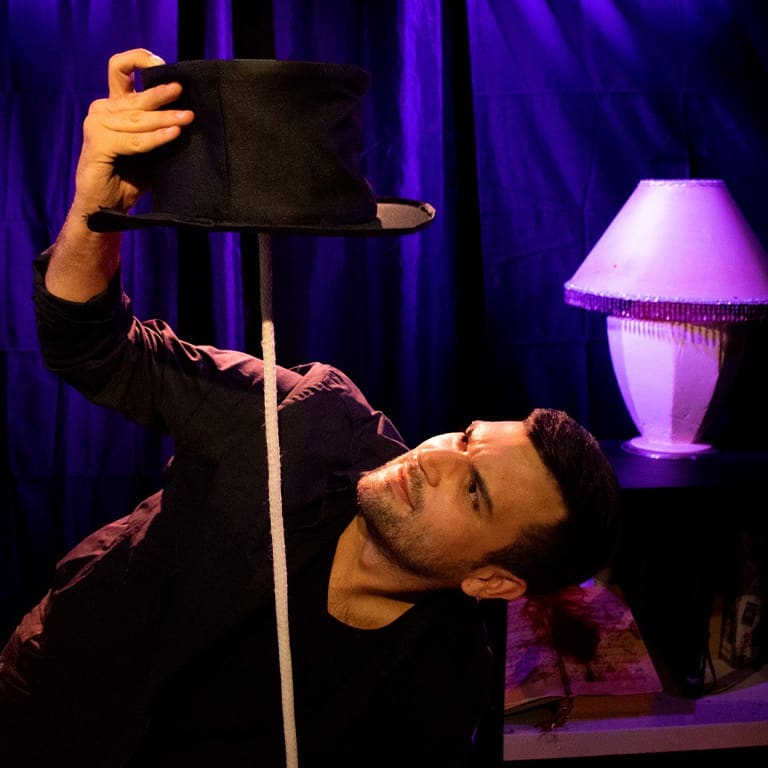 Magia Navidad 2025: Gala unipersonal Alejandro Horcajo Magia Navidad 2025: Gala unipersonal Alejandro Horcajo 3