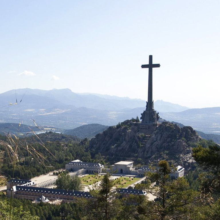 Valle de Cuelgamuros: Visita libre en San Lorenzo de El Escorial