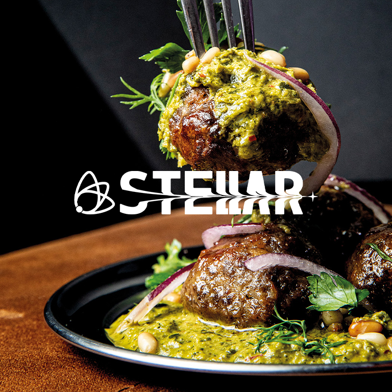 Affiche Stellar, une expérience culinaire immersive