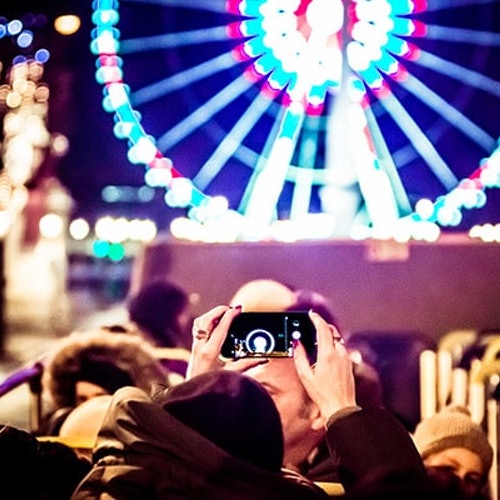 Affiche Paris La Nuit : Visite en bus touristique Tootbus sans arrêt