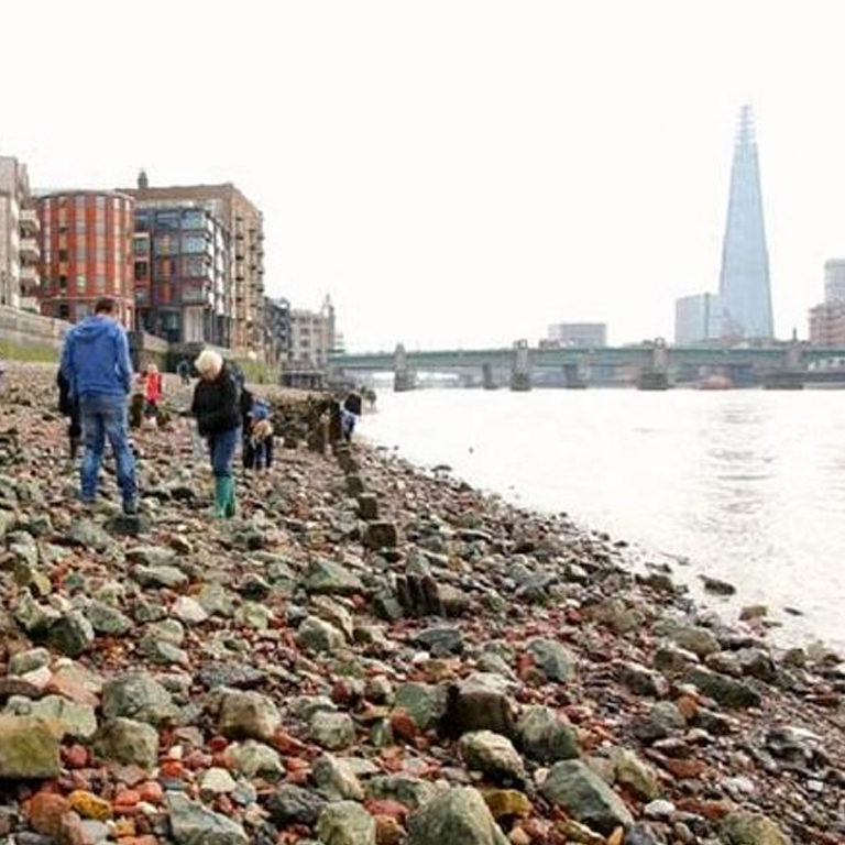 Thames Beachcombing
