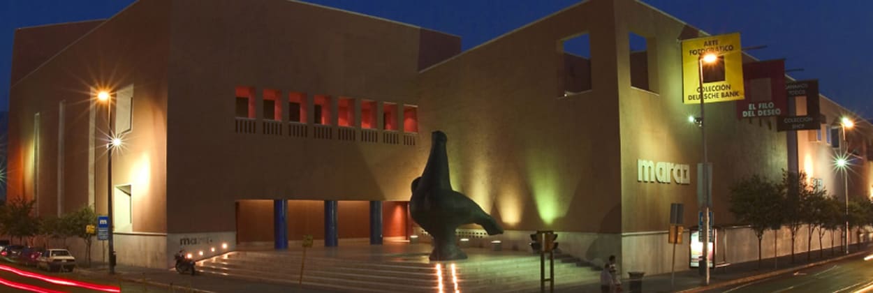 Museo De Arte Contemporáneo De Monterrey (MARCO) -  Patio Central
