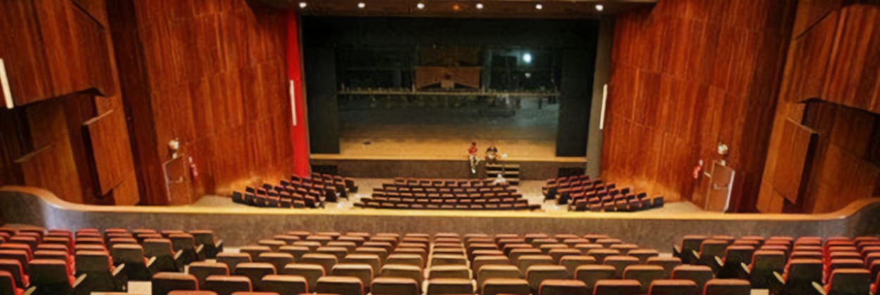 Teatro Madre Esperança Garrido