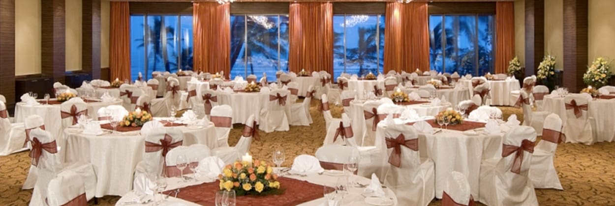 Novotel Mumbai Juhu Beach