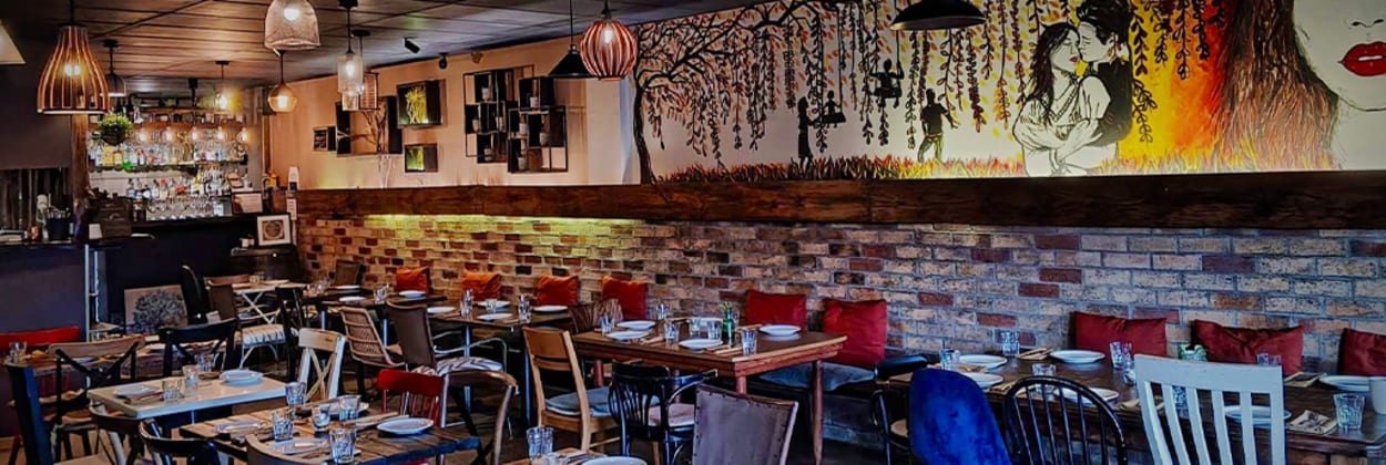 Willow Dining
