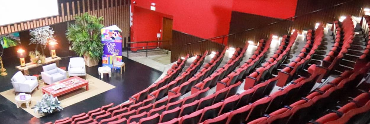 Auditorio D. Garcés, Biblioteca Departamental