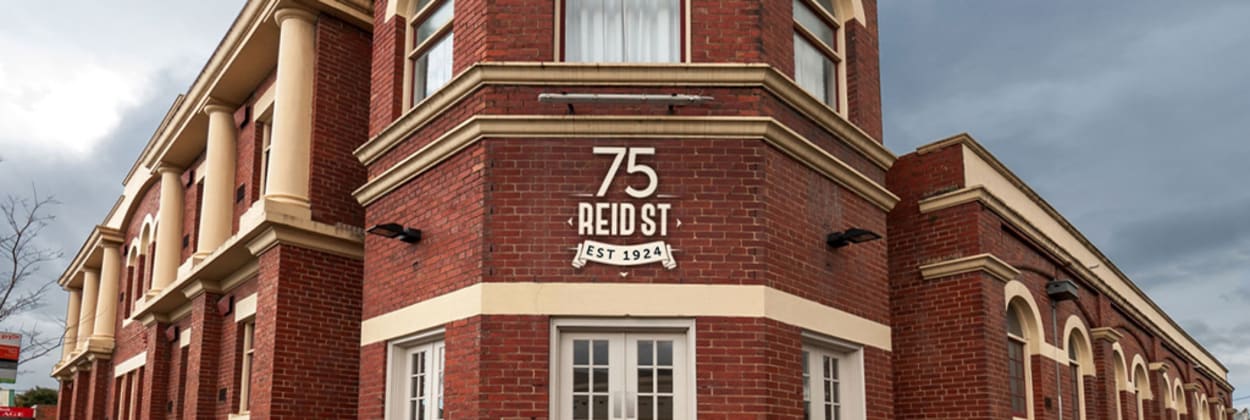 75 Reid St