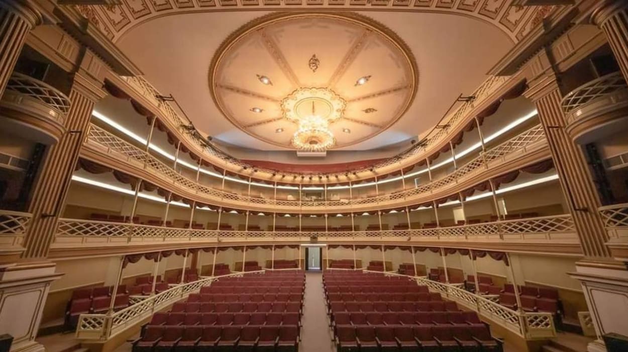 Teatro Morelos Nieto - AGU