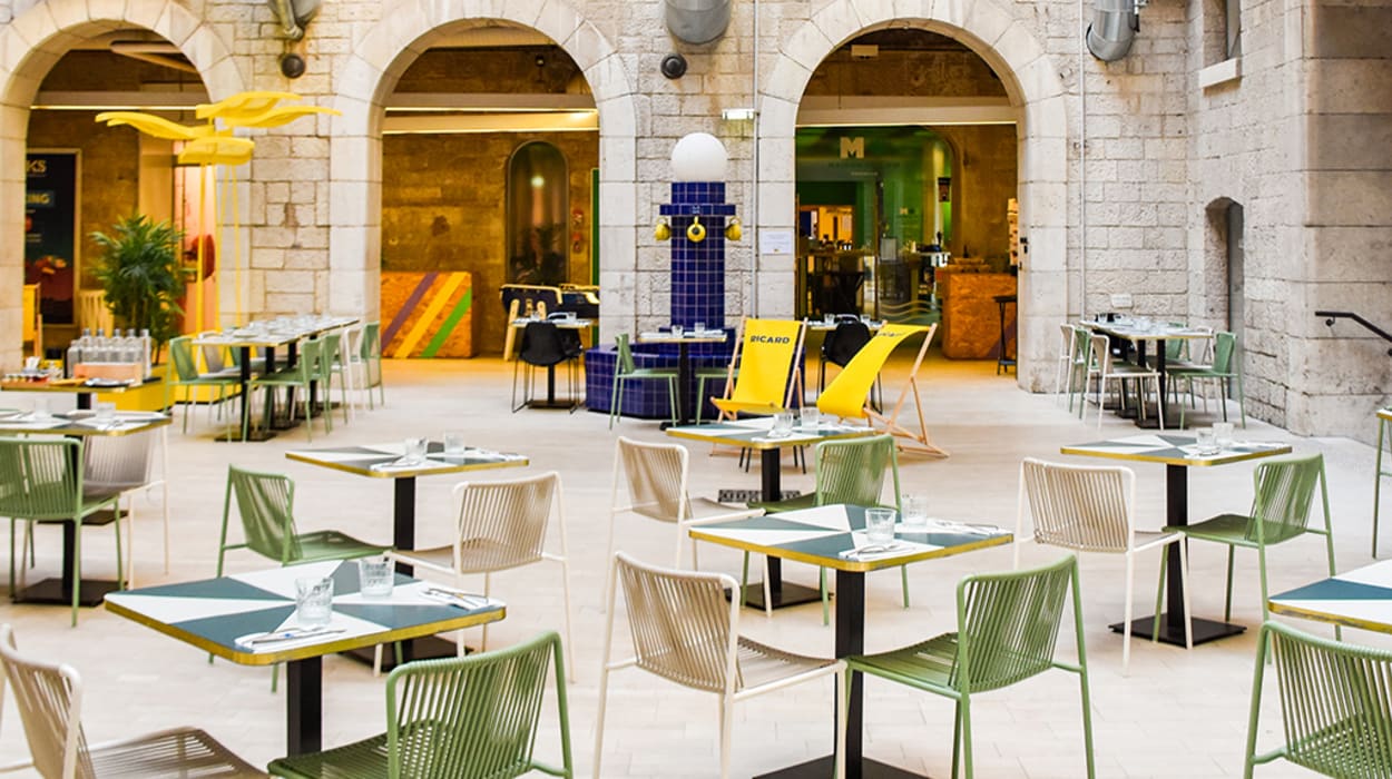 Maison Yellow - Musée de l'Anis et Boutique