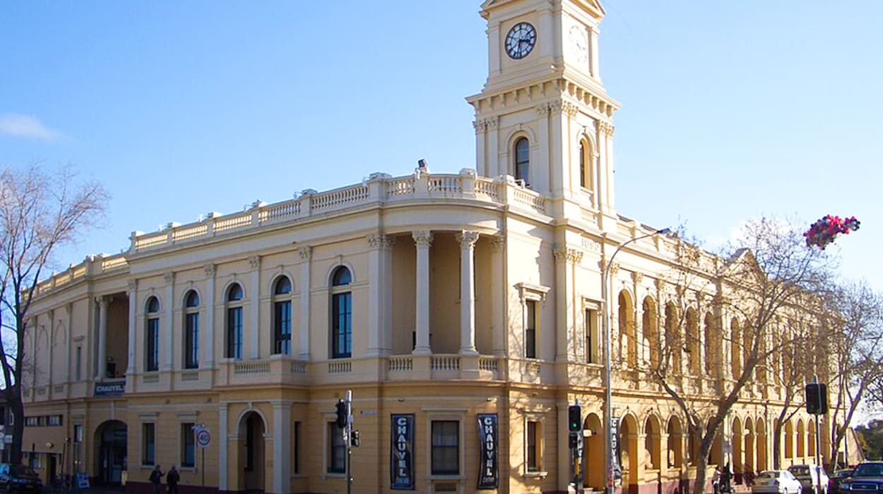 Stapleton Hall, Paddington Town Hall