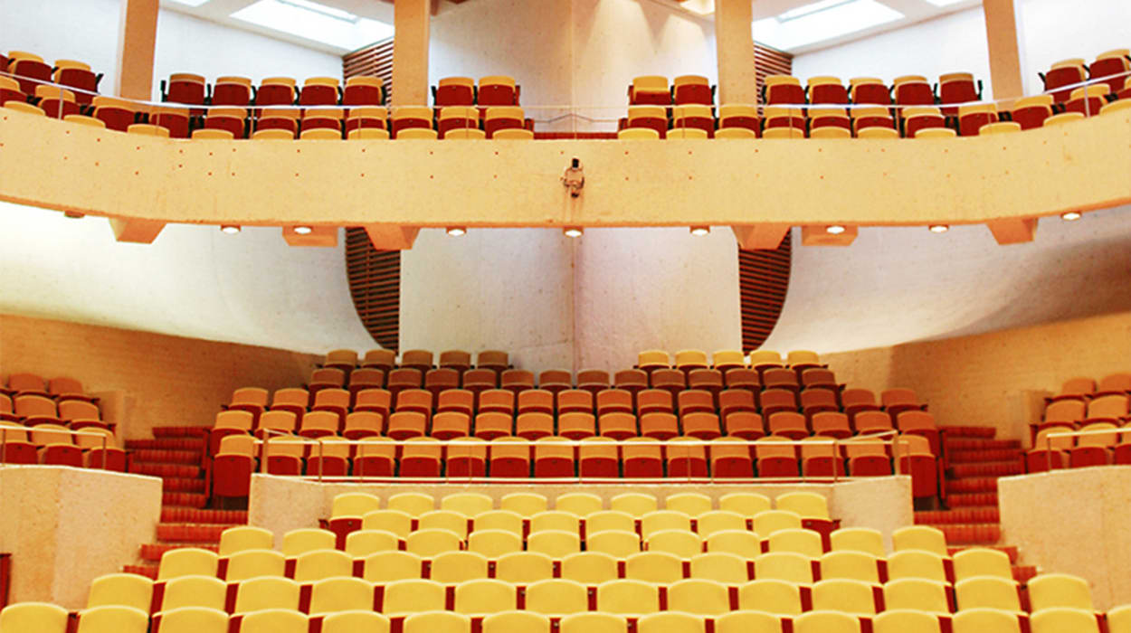 Auditorio Fabio Lozano - Universidad de Bogotá Jorge Tadeo Lozano