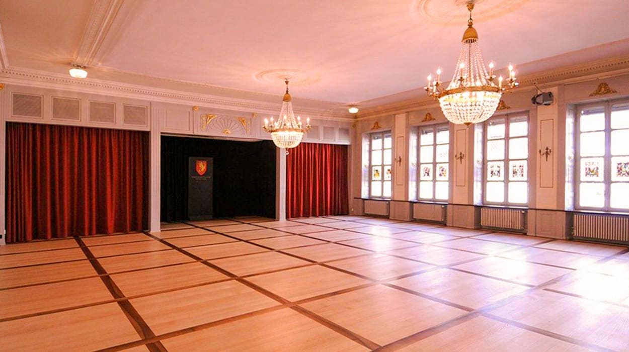 Festsaal der Maskenliebhaber-Gesellschaft der Stadt Luzern