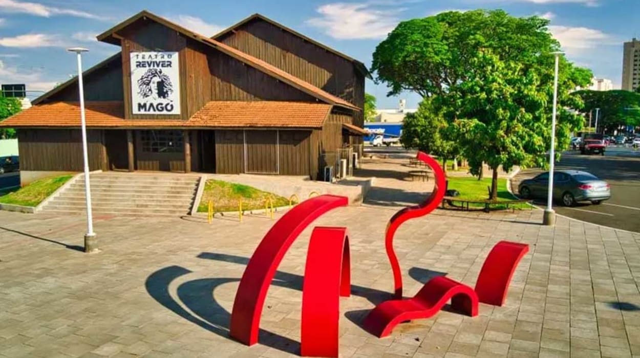 Teatro Reviver Magó