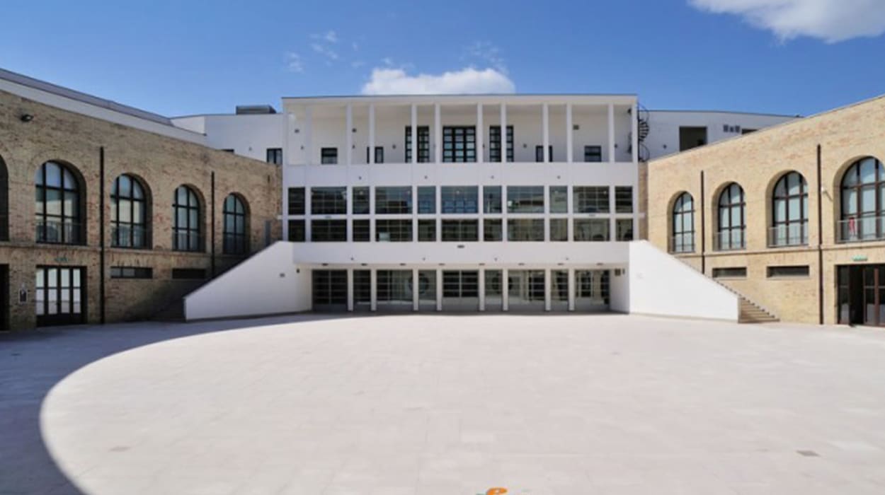 Piazzale Michelucci - Aurum