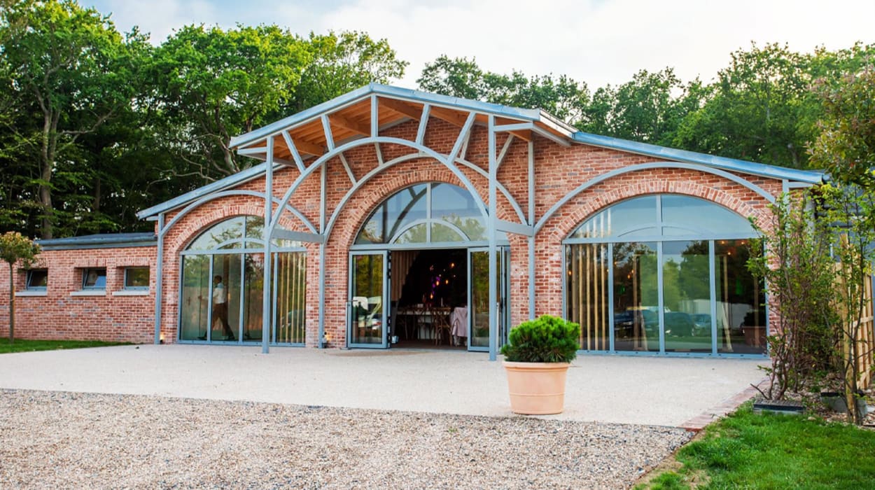 LE DOMAINE LES PLANCHES
