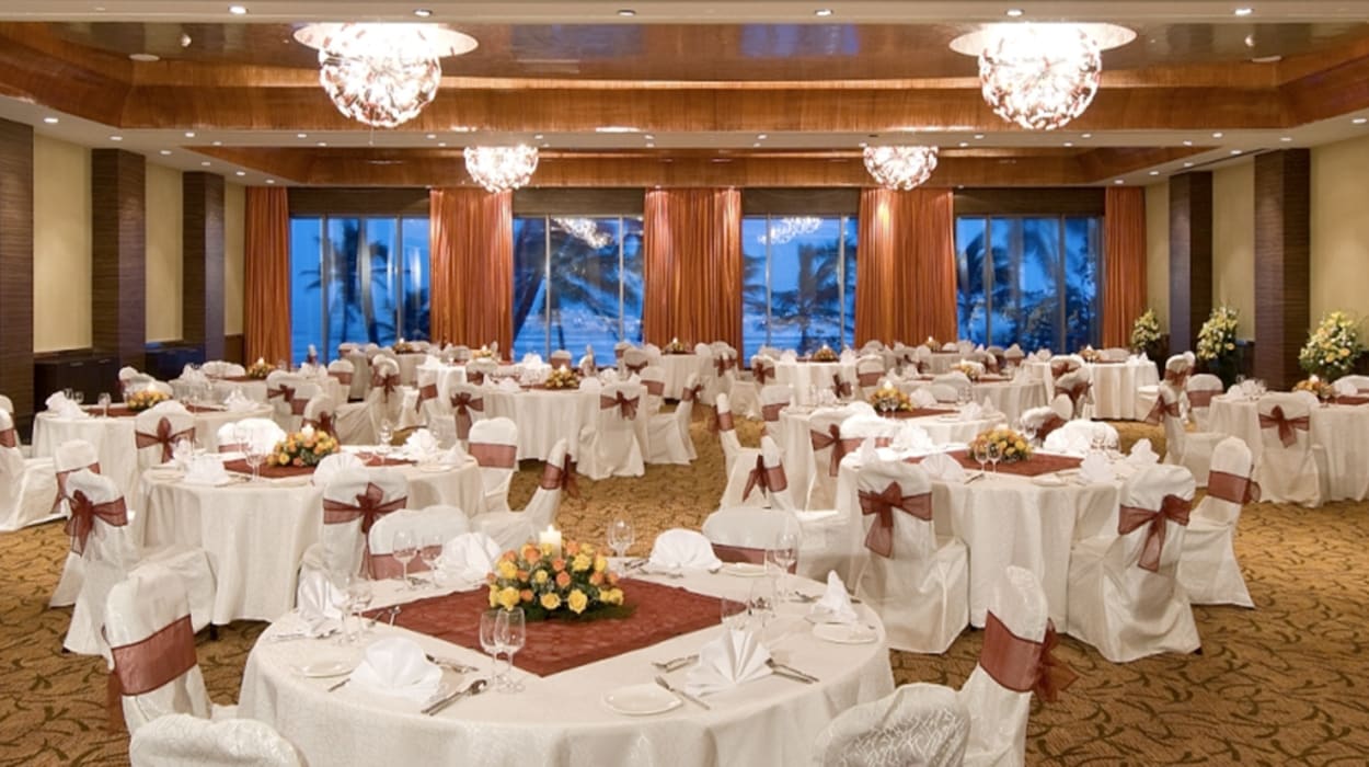 Novotel Mumbai Juhu Beach