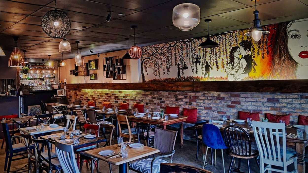 Willow Dining