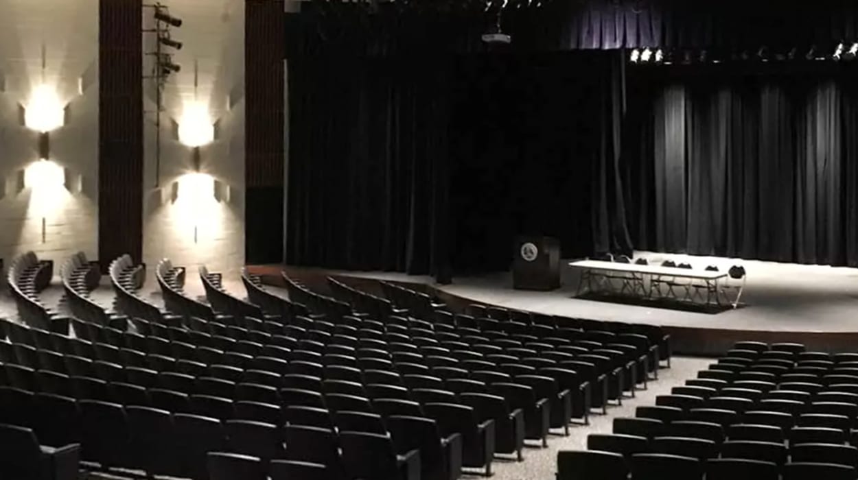 Pollak Theatre
