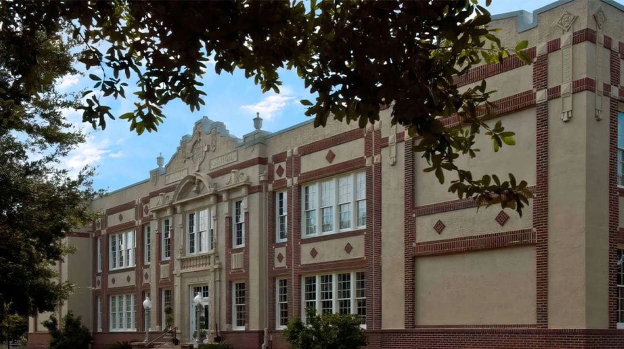 Trent Lott Theater - The Mary C. O'Keefe Cultural Arts Center