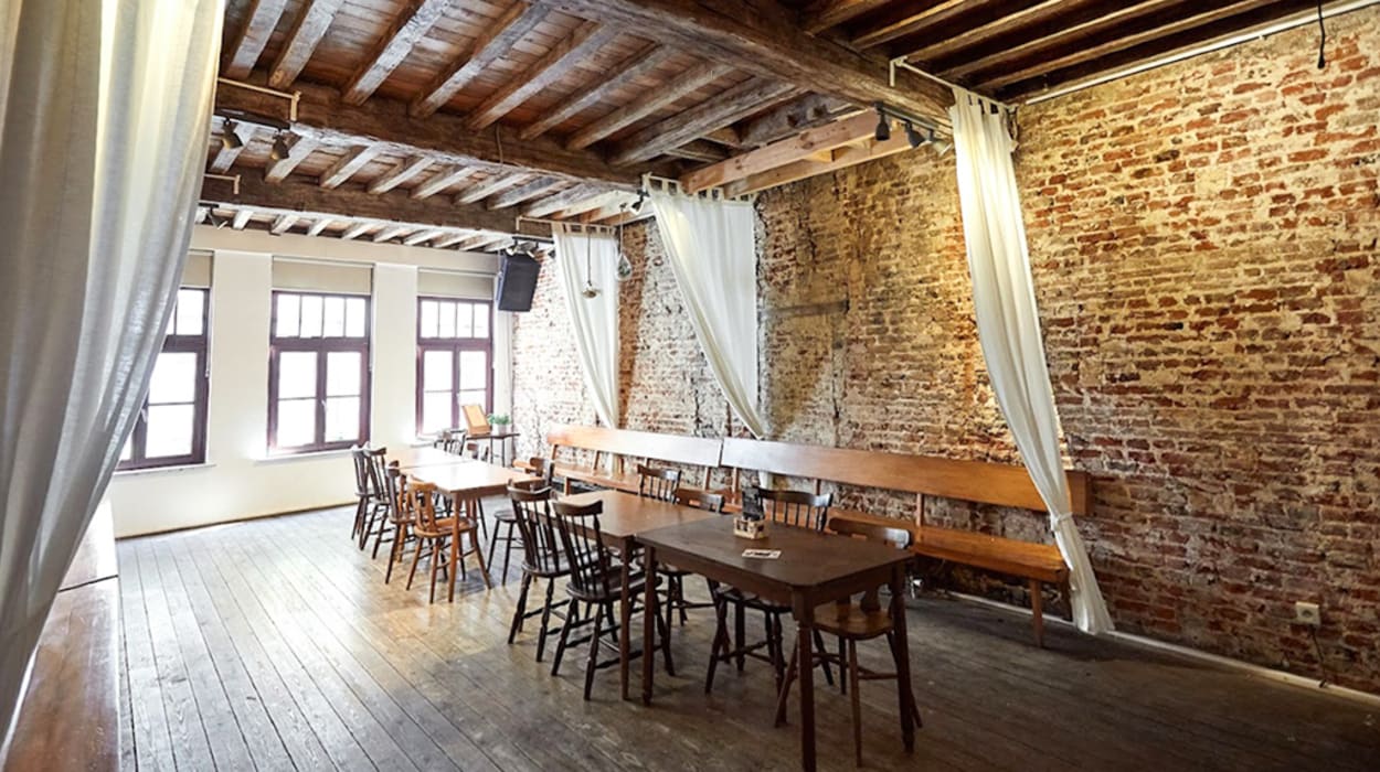 The Sister Brussels Café