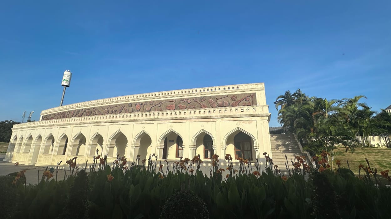Taramati Baradari Resort