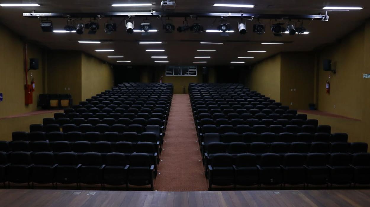 Teatro Celina Queiroz