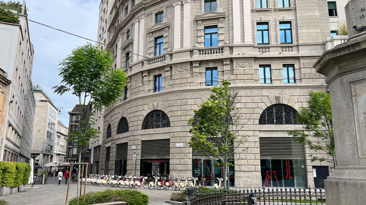 Piazza Cesare Beccaria