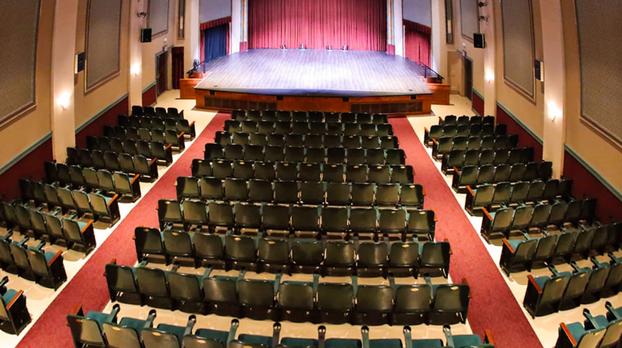 Lions Lincoln Theatre
