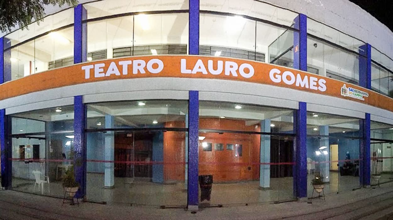 Teatro Lauro Gomes