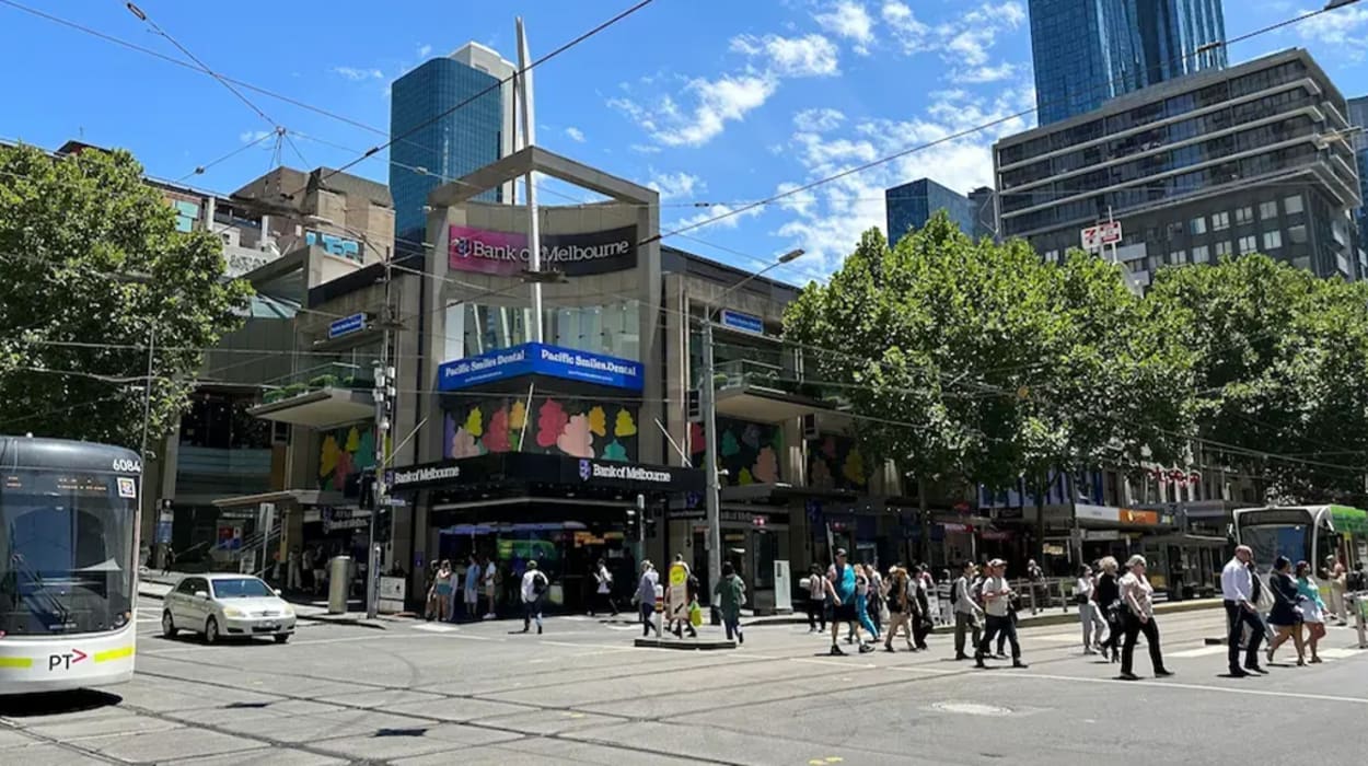 360 Bourke St