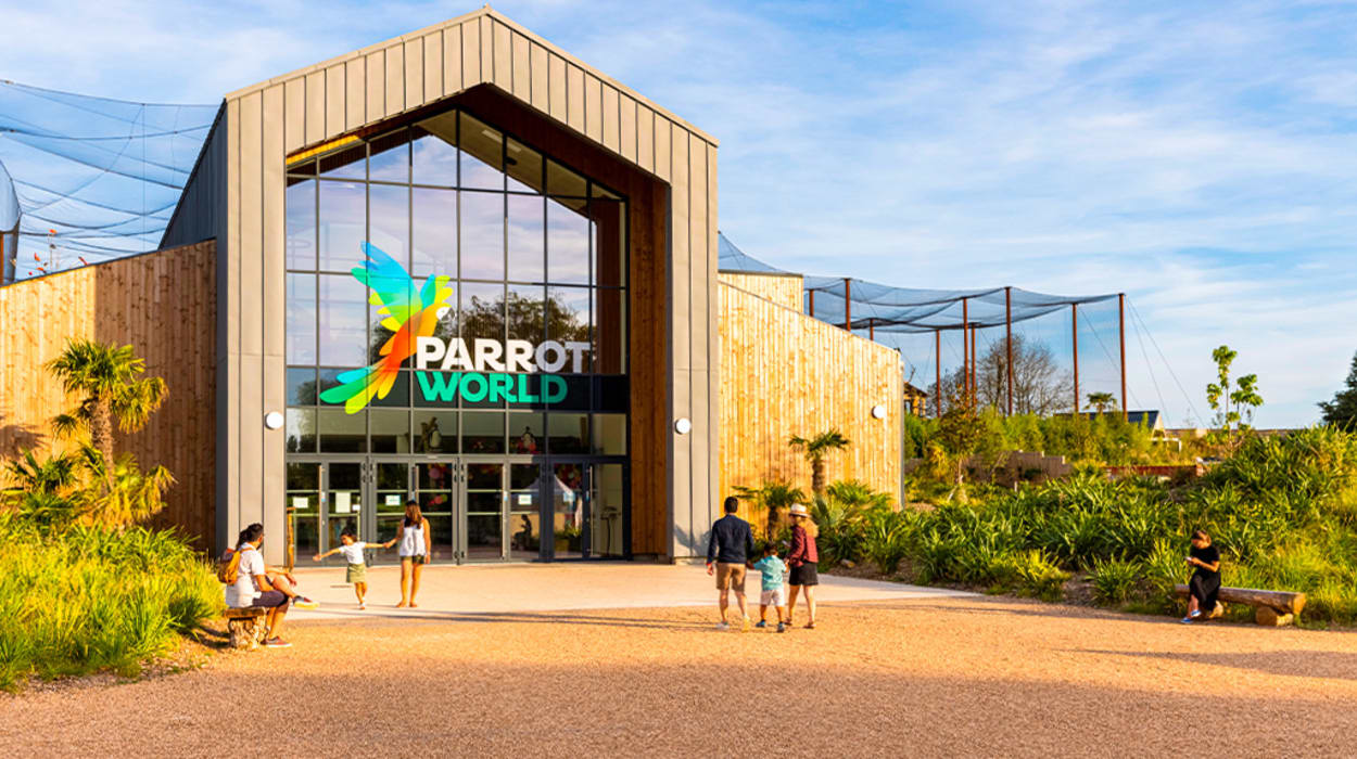 Parrot World - Le parc animalier immersif