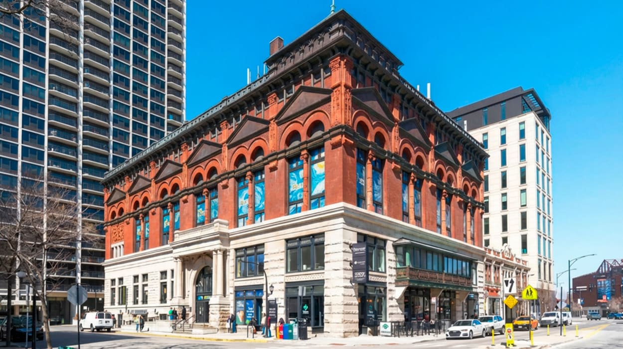 Fever Hub Chicago | Immersive & Gaming Experience Center