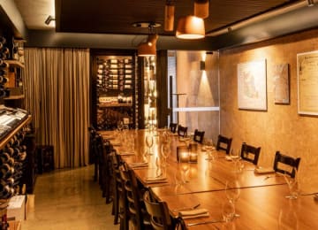 C'est Bon Restaurant & Le Bon Bar