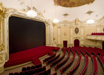Splendid Palace