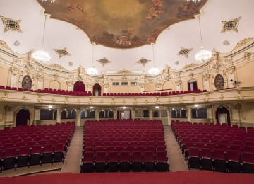 Splendid Palace