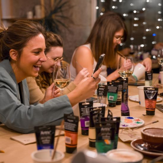 An image for the event PintArte: Pinta una Taza+ vino y merienda