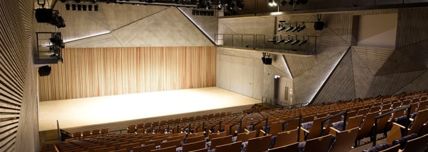 Nadeshiko Art Cultural Center