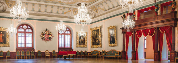 House of the Black Heads