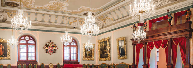 House of the Black Heads