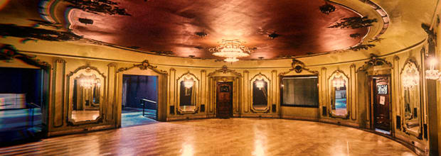 Los Angeles Theatre