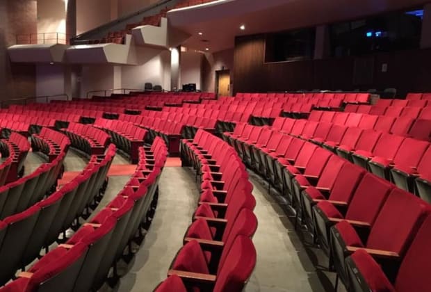 Warren Performing Arts Center
