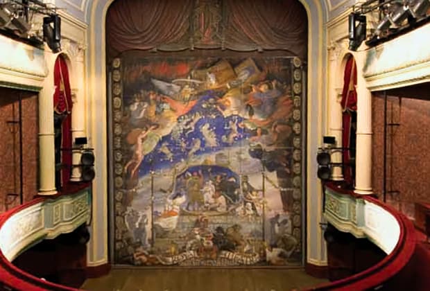 Royal & Derngate