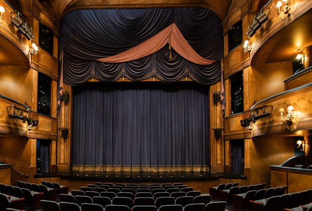 Skylight Music Theatre