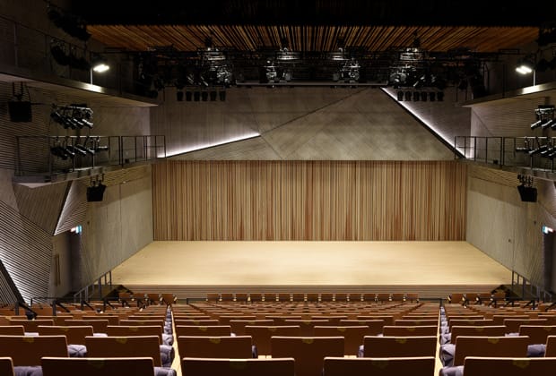 Nadeshiko Art Cultural Center