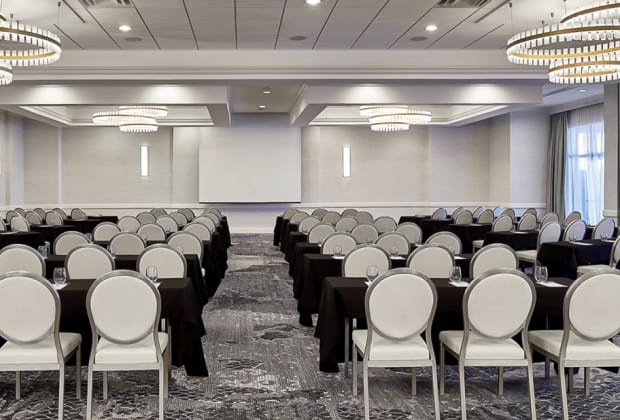 Annapolis Waterfront Hotel