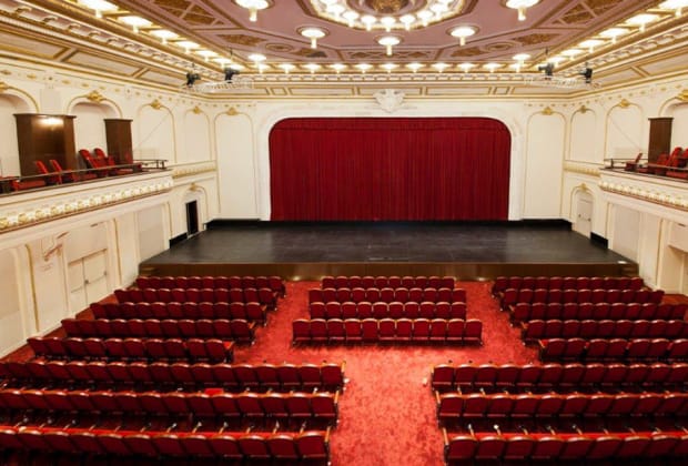 Grand Pera Emek Sahnesi