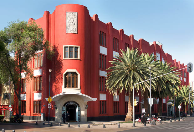 Frontón México